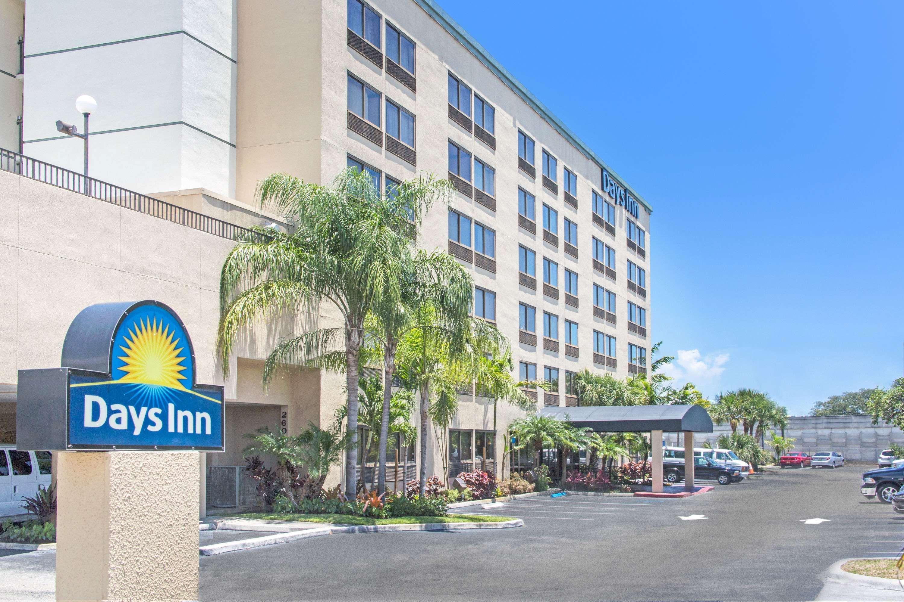 Best Western Plus Ft Lauderdale Hollywood Airport Hotel Екстер'єр фото